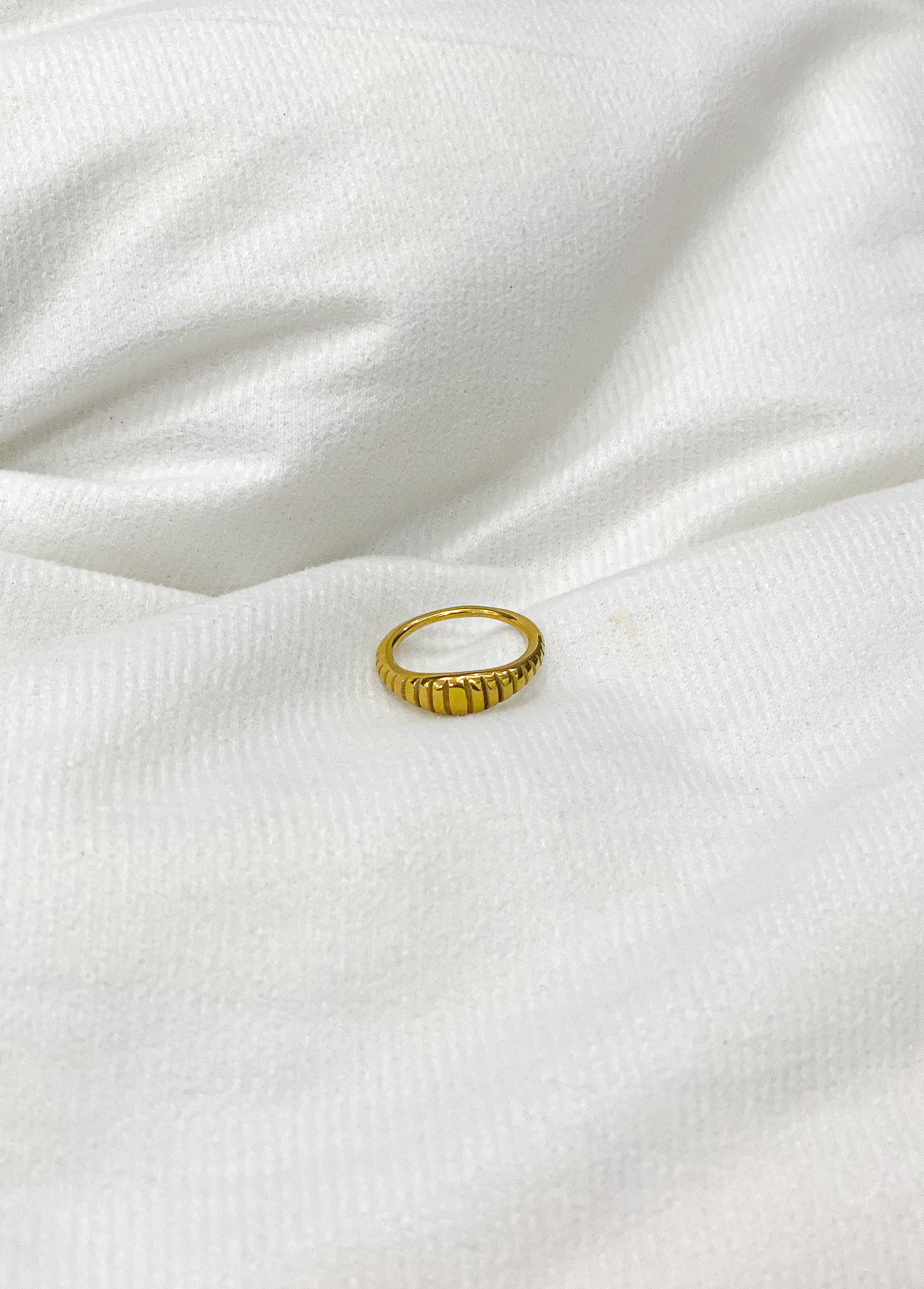 croissant ring